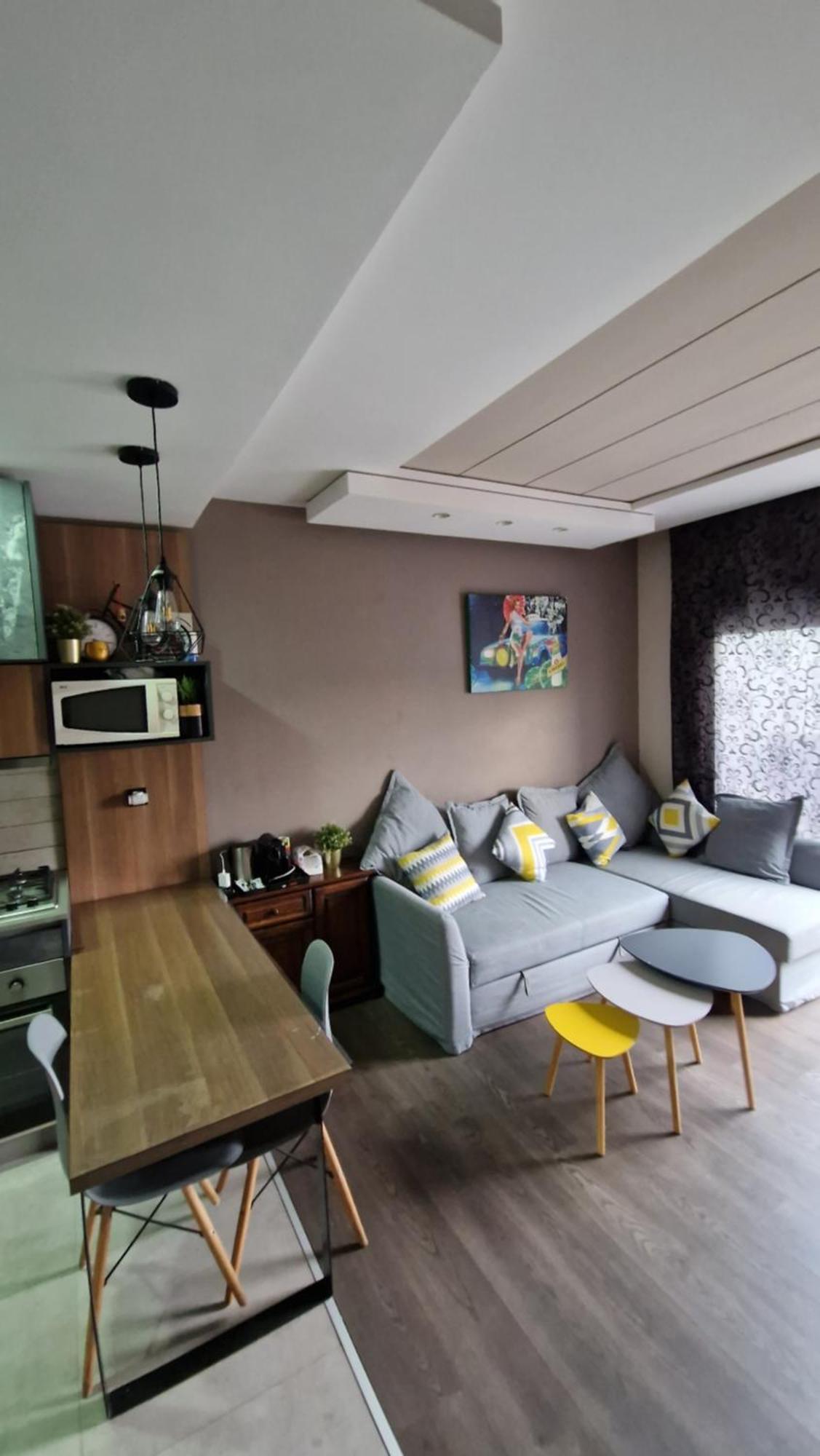 Cosy Appartement Au Centre De Casablanca Exterior photo